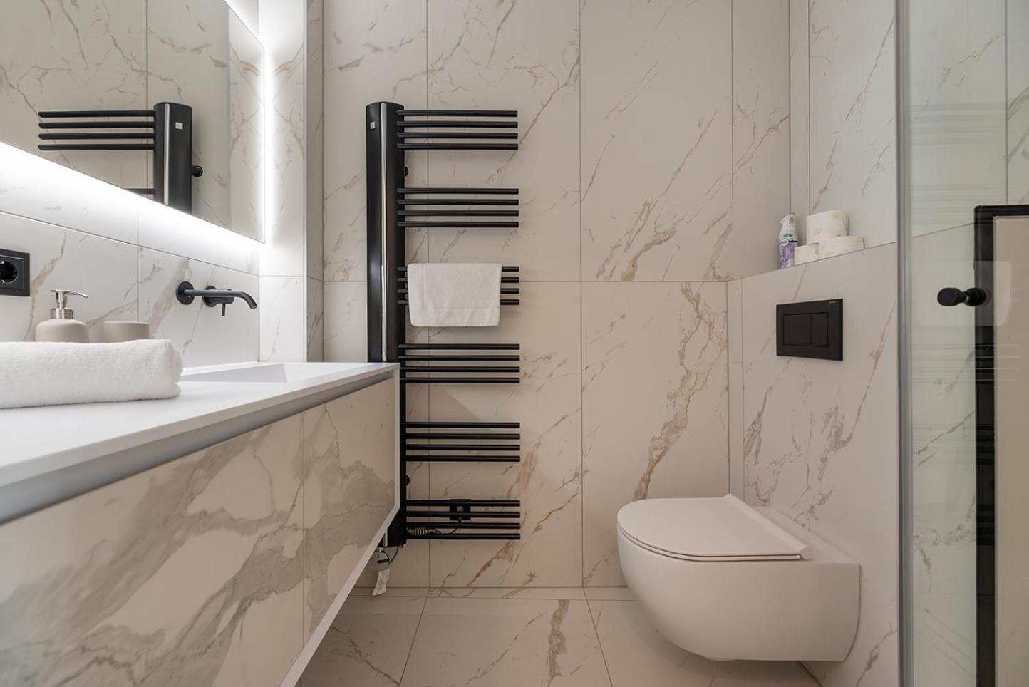 Modern Wohnen Im Renovierten Stil-altbau Wenen