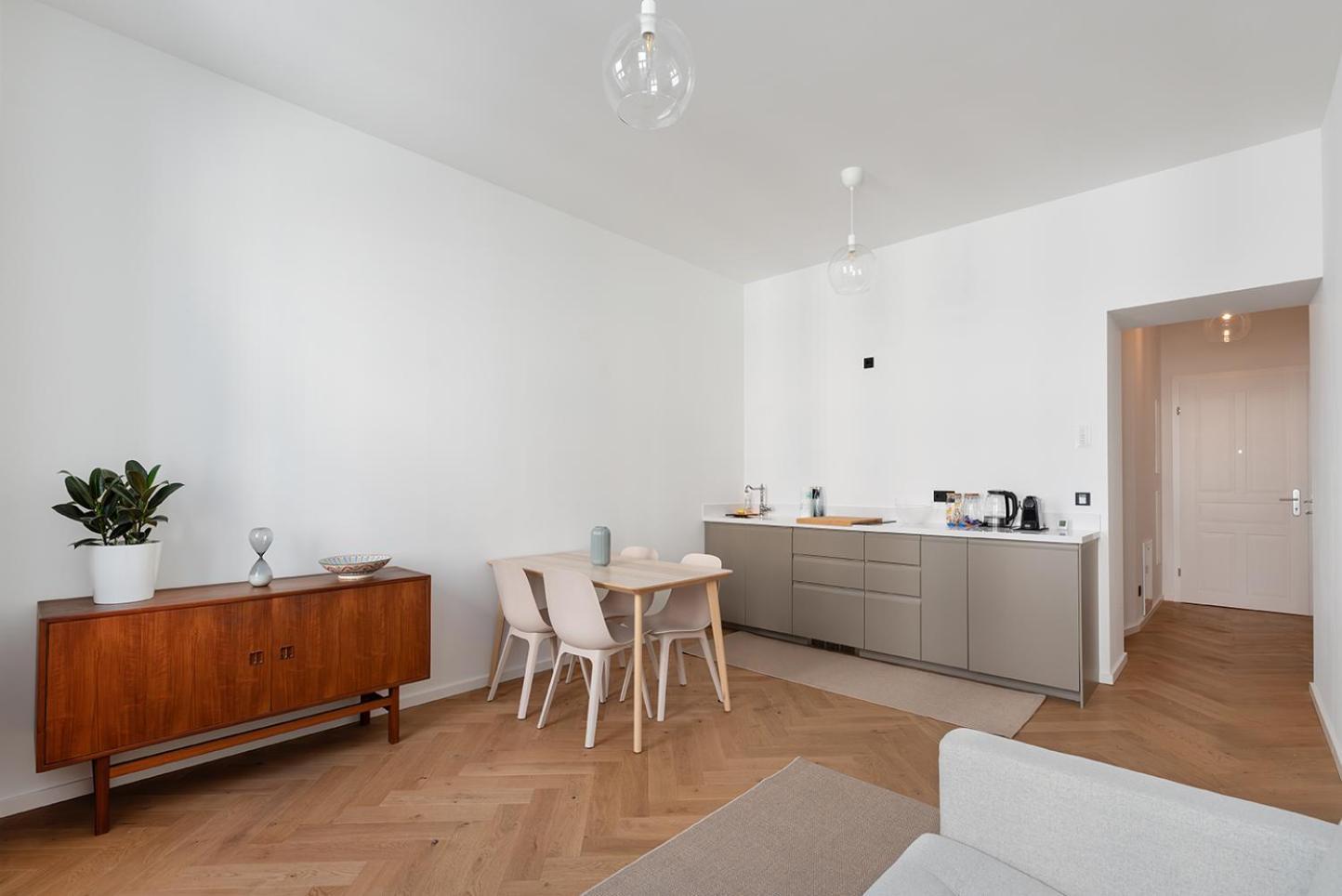 Appartement Modern Wohnen Im Renovierten Stil-altbau Wenen
